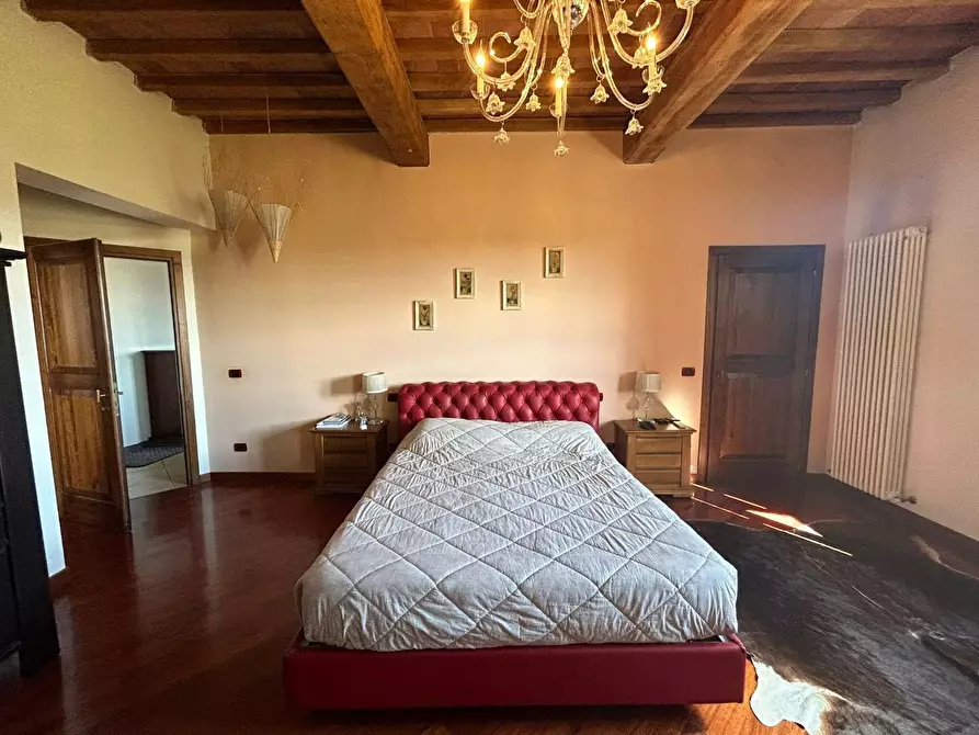 Immagine 28 di Casa colonica in vendita  a Cerreto Guidi