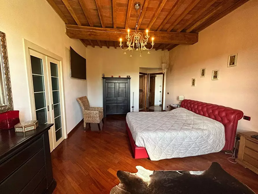 Immagine 31 di Casa colonica in vendita  a Cerreto Guidi