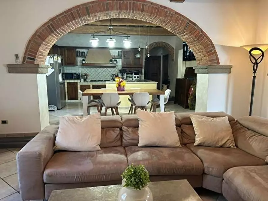 Immagine 26 di Casa colonica in vendita  a Cerreto Guidi