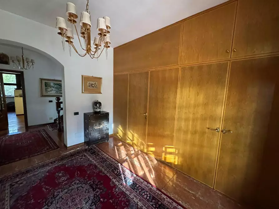 Immagine 14 di Villa in vendita  a Castelnuovo Magra