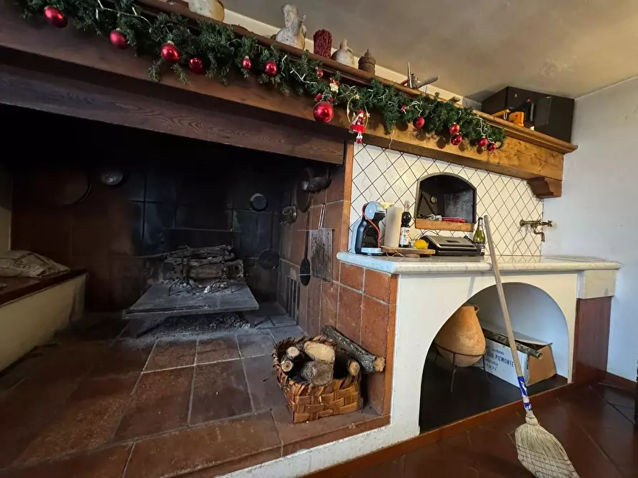 Immagine 24 di Villa in vendita  a Castelnuovo Magra