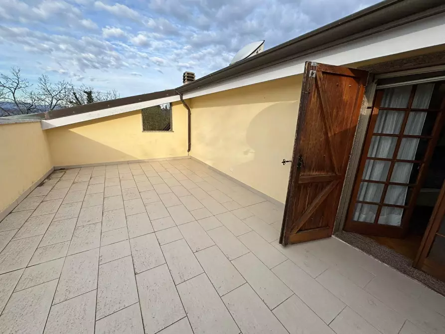 Immagine 47 di Villa in vendita  a Castelnuovo Magra