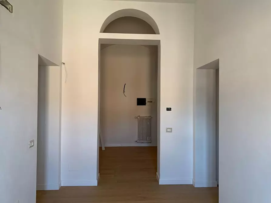 Immagine 3 di Appartamento in vendita  a Livorno