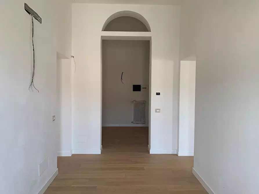 Immagine 11 di Appartamento in vendita  a Livorno