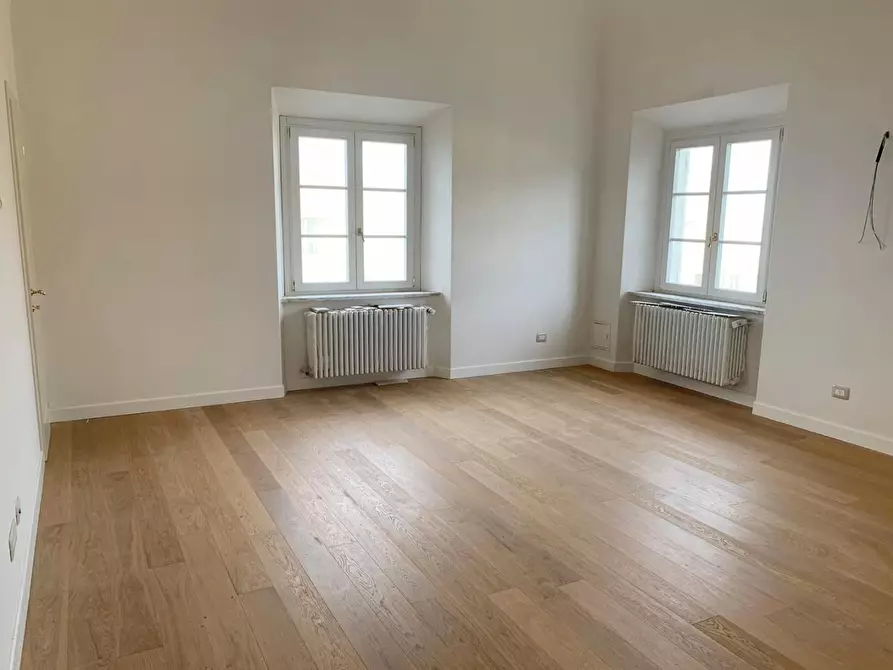 Immagine 1 di Appartamento in vendita  a Livorno
