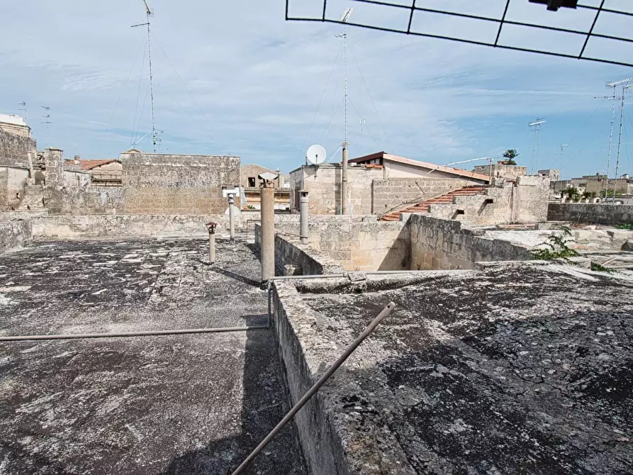 Immagine 32 di Casa indipendente in vendita  a Lecce