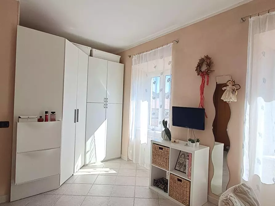 Immagine 8 di Appartamento in vendita  a Massa