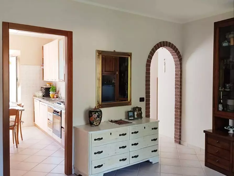 Immagine 3 di Appartamento in vendita  a Massa