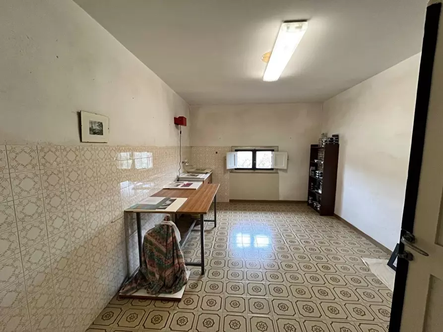 Immagine 23 di Villa in vendita  a Castelfiorentino
