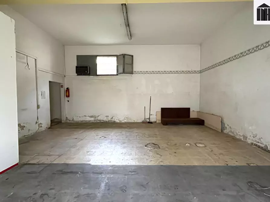 Immagine 3 di Laboratorio in vendita  a Santa Croce Sull'arno