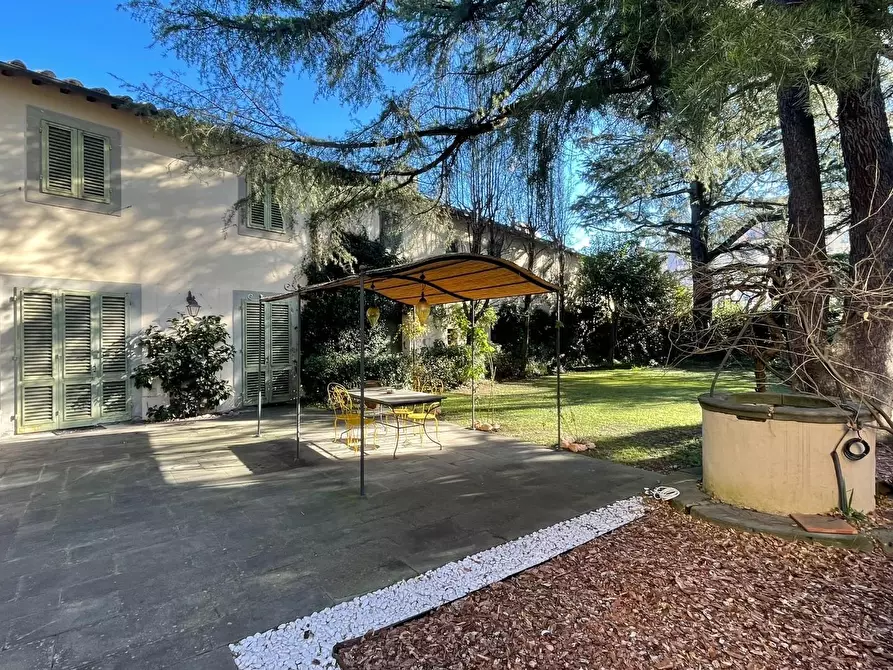 Immagine 9 di Villa in vendita  a Empoli