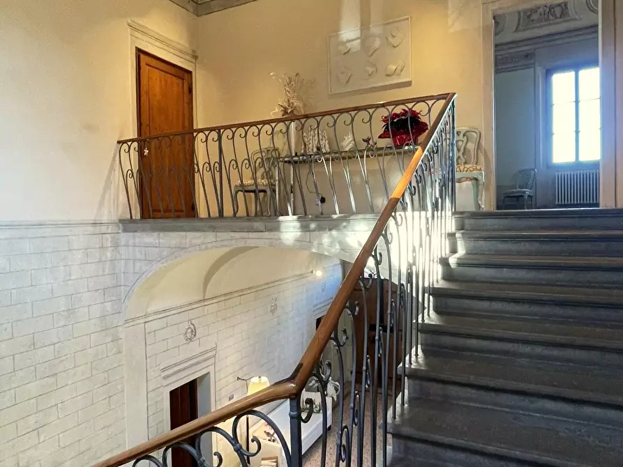 Immagine 38 di Villa in vendita  a Empoli