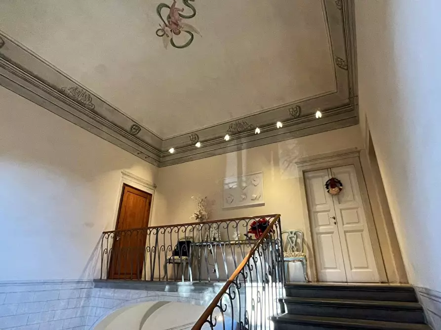 Immagine 25 di Villa in vendita  a Empoli