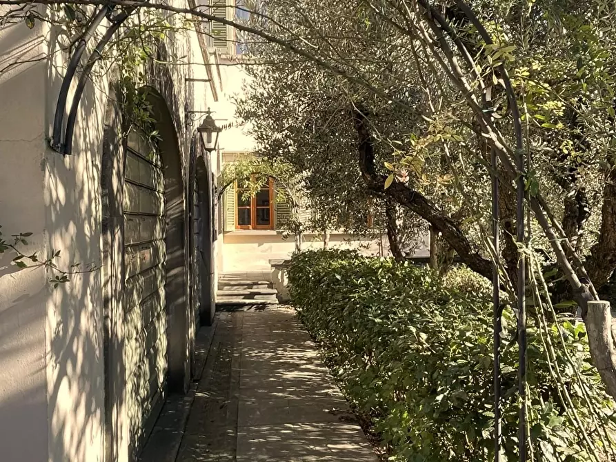 Immagine 59 di Villa in vendita  a Empoli