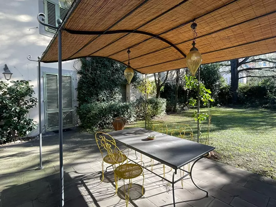 Immagine 53 di Villa in vendita  a Empoli