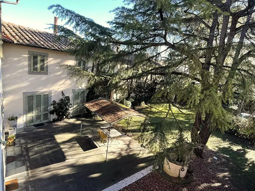 Immagine 63 di Villa in vendita  a Empoli