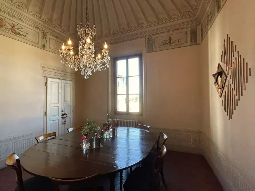 Immagine 31 di Villa in vendita  a Empoli