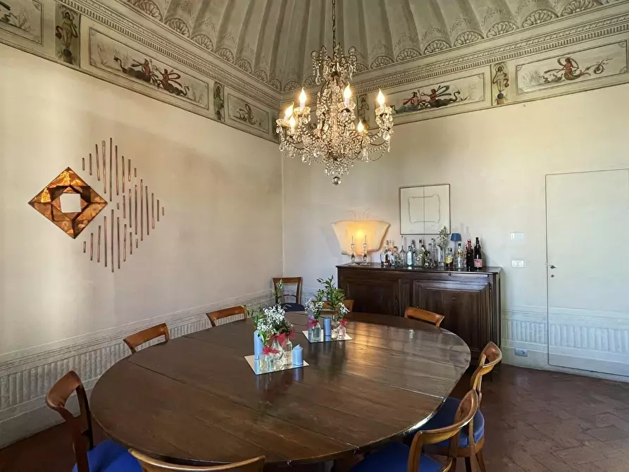 Immagine 32 di Villa in vendita  a Empoli