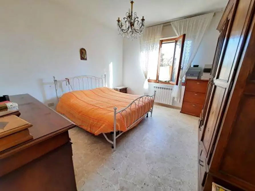 Immagine 9 di Casa bifamiliare in vendita  a Rosignano Marittimo