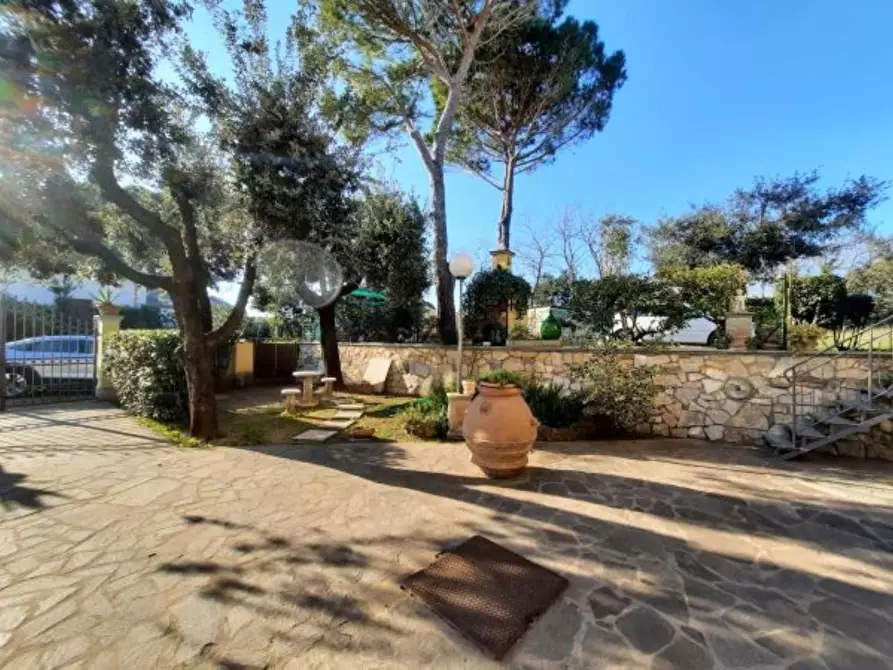 Immagine 3 di Casa bifamiliare in vendita  a Rosignano Marittimo