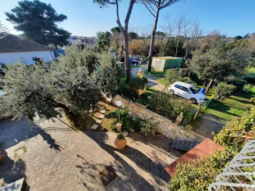 Immagine 2 di Casa bifamiliare in vendita  a Rosignano Marittimo