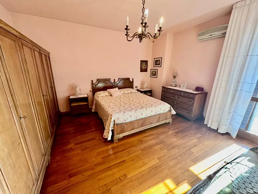 Immagine 27 di Casa bifamiliare in vendita  a Pontedera