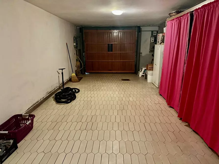 Immagine 18 di Casa bifamiliare in vendita  a Pontedera
