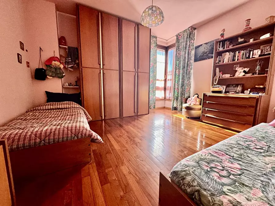 Immagine 23 di Casa bifamiliare in vendita  a Pontedera