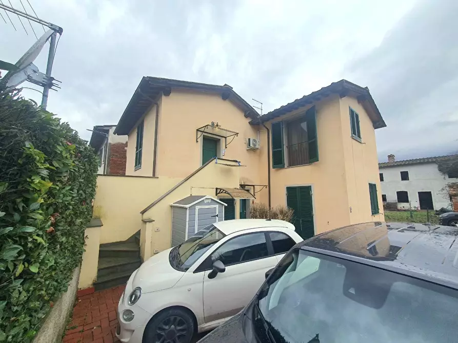 Immagine 35 di Appartamento in vendita  a Capannori