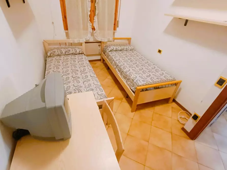 Immagine 12 di Appartamento in vendita  a Rosignano Marittimo