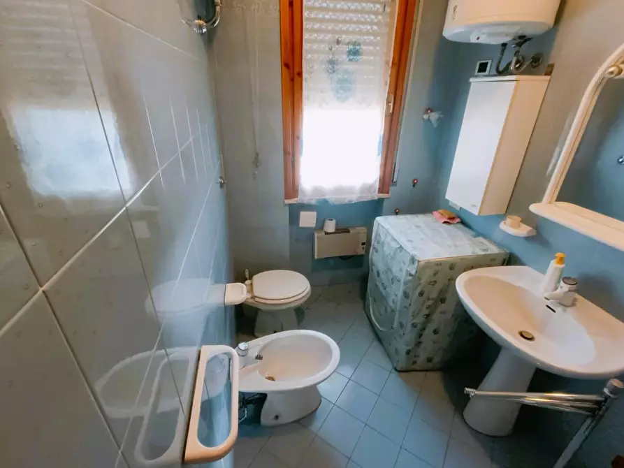 Immagine 15 di Appartamento in vendita  a Rosignano Marittimo