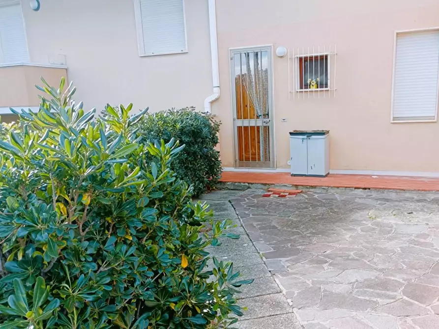 Immagine 3 di Appartamento in vendita  a Rosignano Marittimo