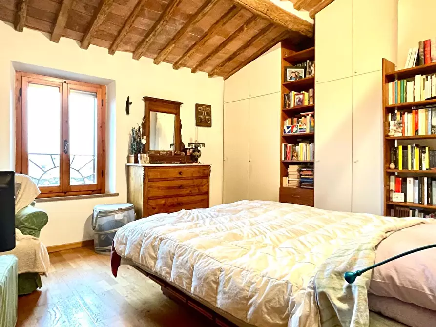 Immagine 10 di Appartamento in vendita  a Sovicille