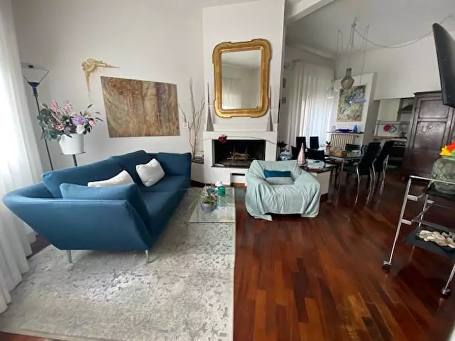 Immagine 19 di Appartamento in vendita  a Pontedera