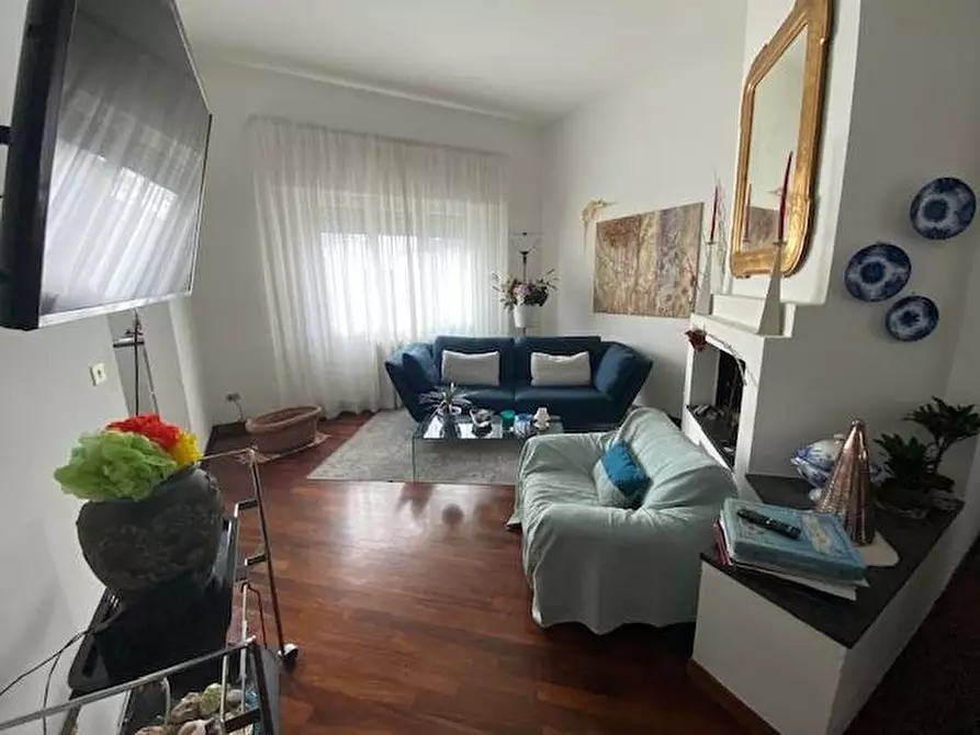 Immagine 1 di Appartamento in vendita  a Pontedera