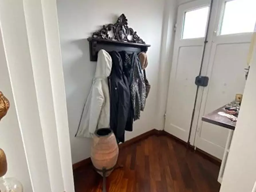 Immagine 18 di Appartamento in vendita  a Pontedera