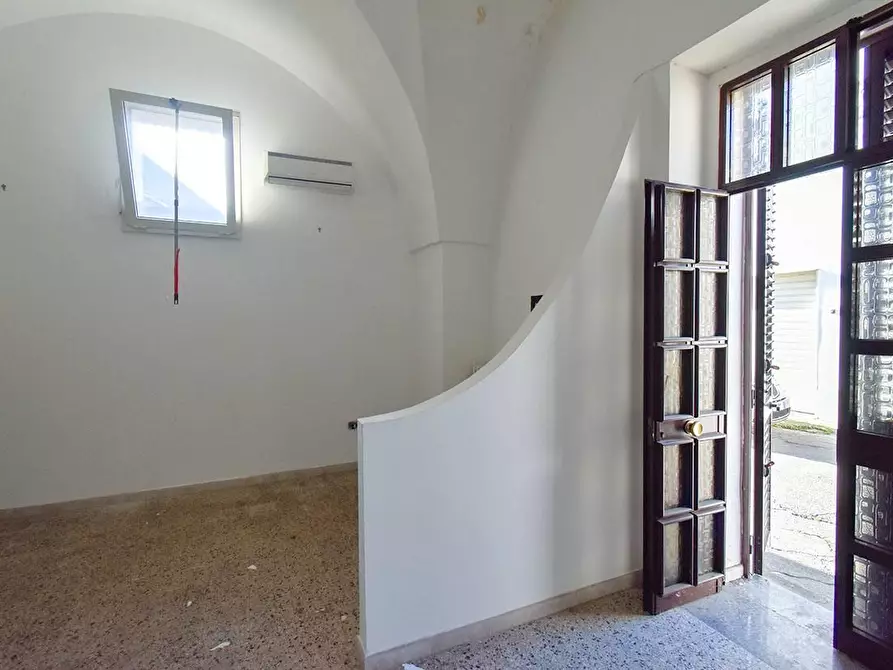 Immagine 22 di Casa indipendente in vendita  a Veglie