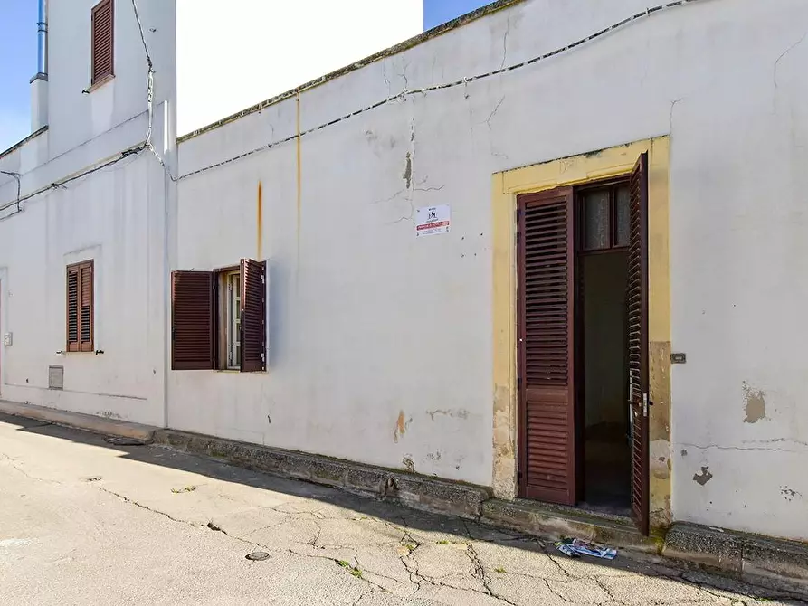 Immagine 14 di Casa indipendente in vendita  a Veglie