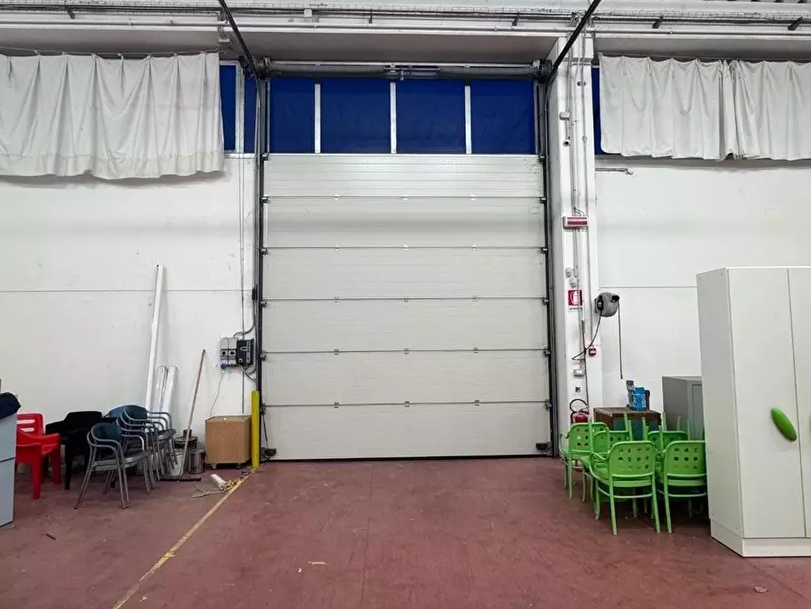 Immagine 6 di Capannone industriale in affitto  a Casciana Terme Lari