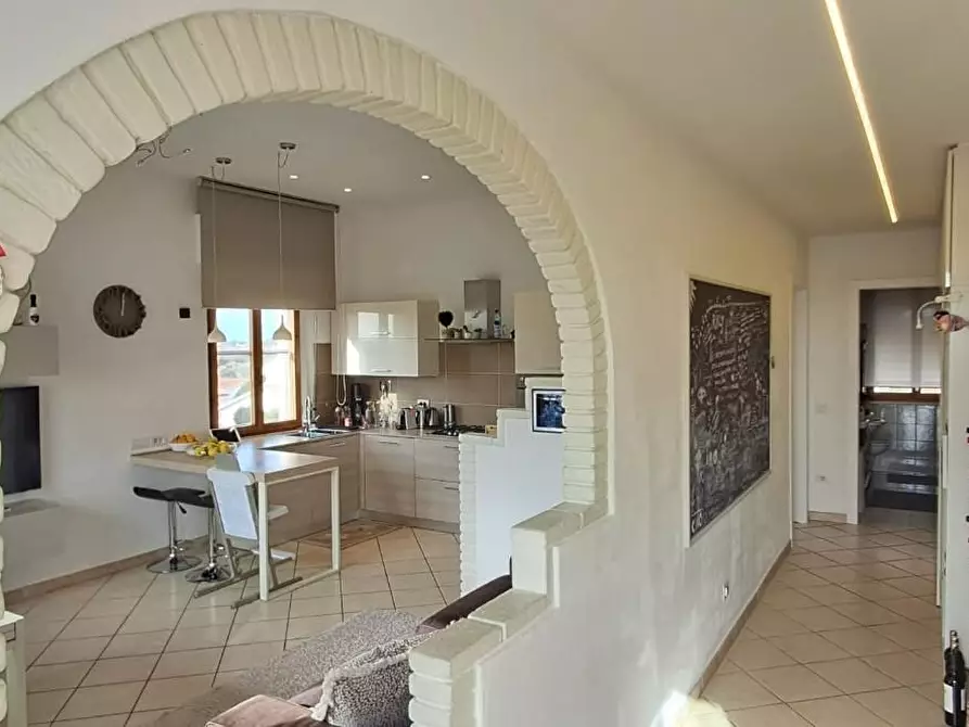 Immagine 4 di Appartamento in vendita  a Cecina