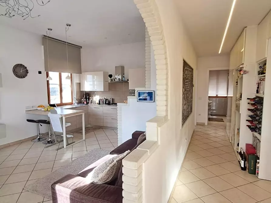 Immagine 6 di Appartamento in vendita  a Cecina