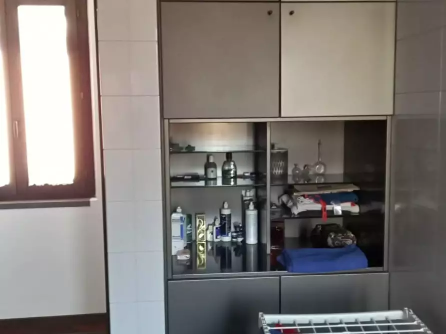 Immagine 16 di Appartamento in vendita  a Empoli