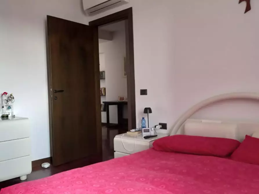 Immagine 11 di Appartamento in vendita  a Empoli