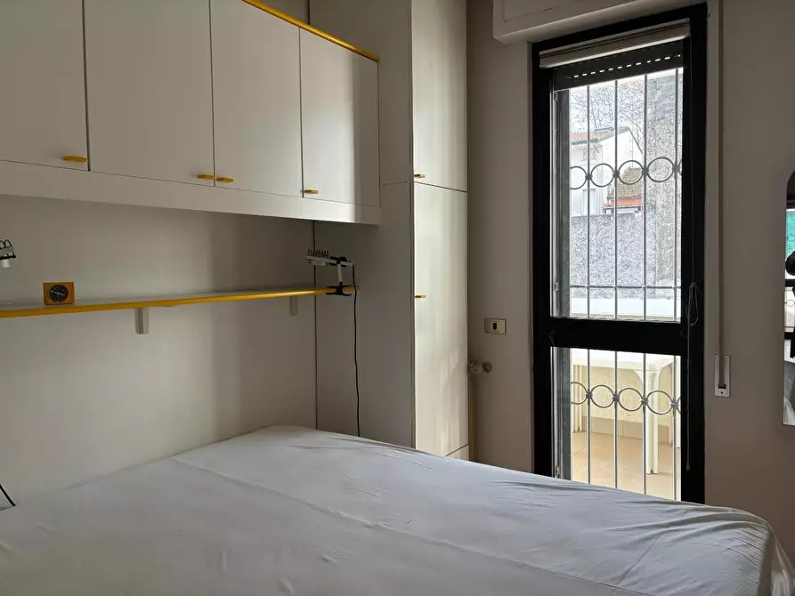 Immagine 2 di Appartamento in vendita  a Viareggio