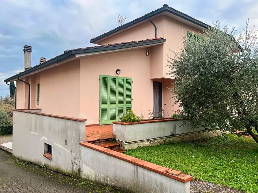 Immagine 9 di Villa in vendita  a Cerreto Guidi