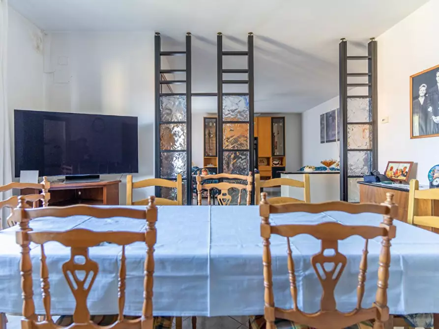 Immagine 12 di Villa in vendita  a Cerreto Guidi