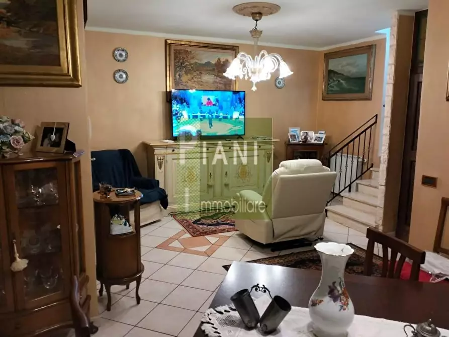 Immagine 4 di Terratetto in vendita  a Rosignano Marittimo