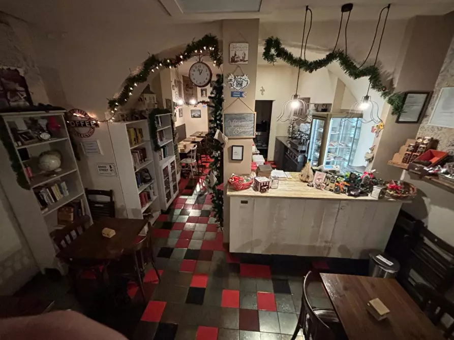 Immagine 7 di Attività commerciale in vendita  a Empoli