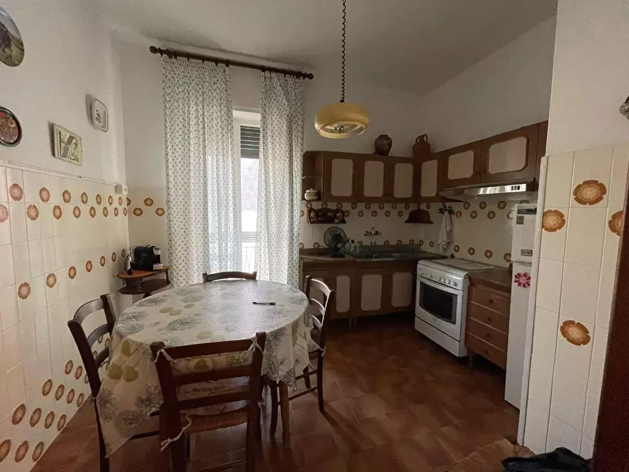 Immagine 3 di Appartamento in vendita  a Livorno