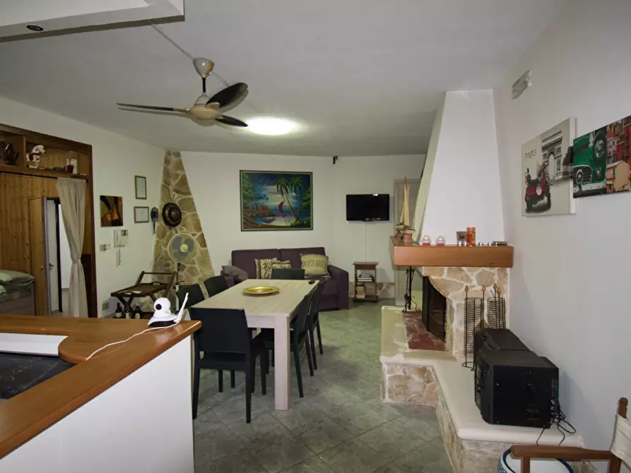 Immagine 20 di Villa in vendita  a Galatone